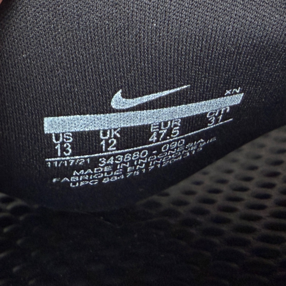 NWOT Nike Benassi JDI Black and White Slide Sandals Men Size 13 - Picture 9 of 9